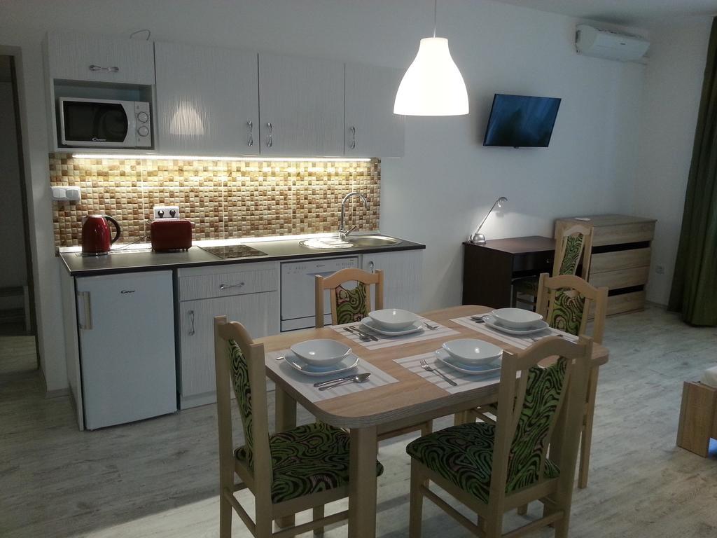 Downtown Apartment Miskolc Eksteriør billede