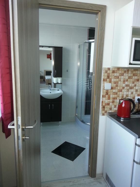 Downtown Apartment Miskolc Eksteriør billede