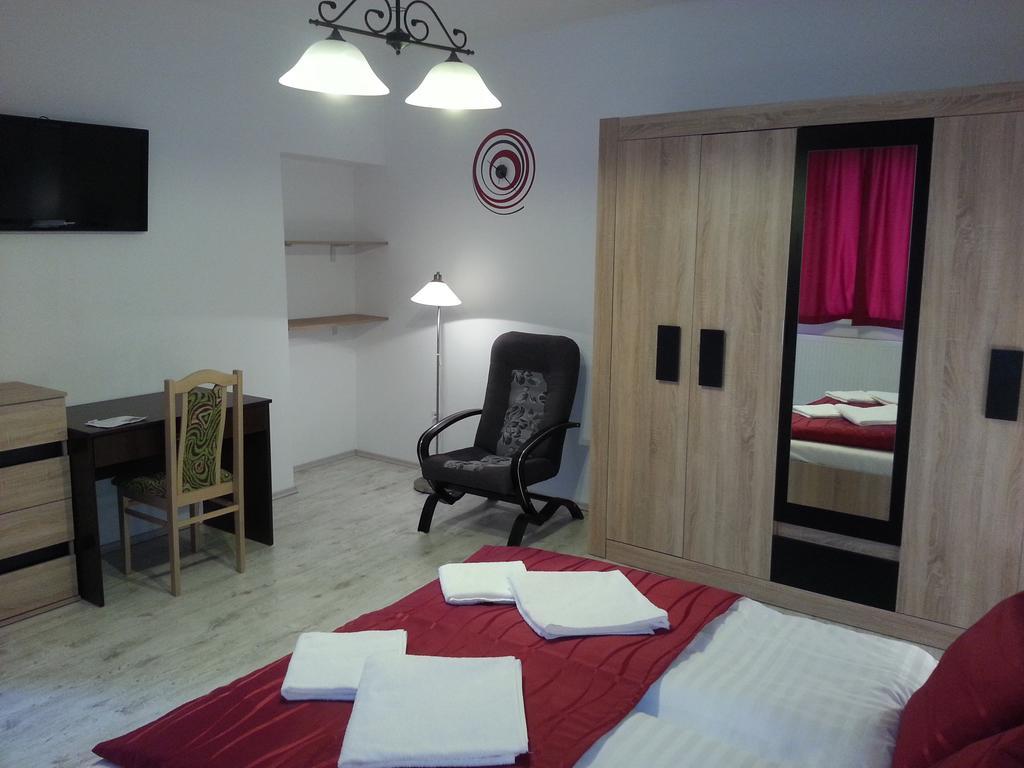 Downtown Apartment Miskolc Eksteriør billede