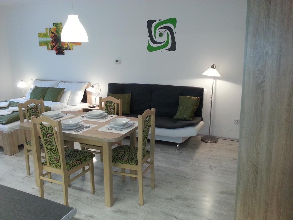 Downtown Apartment Miskolc Eksteriør billede