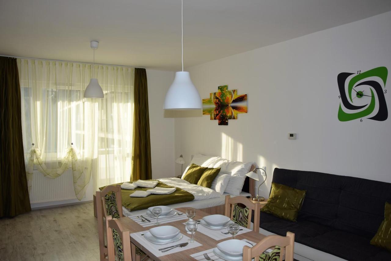 Downtown Apartment Miskolc Eksteriør billede